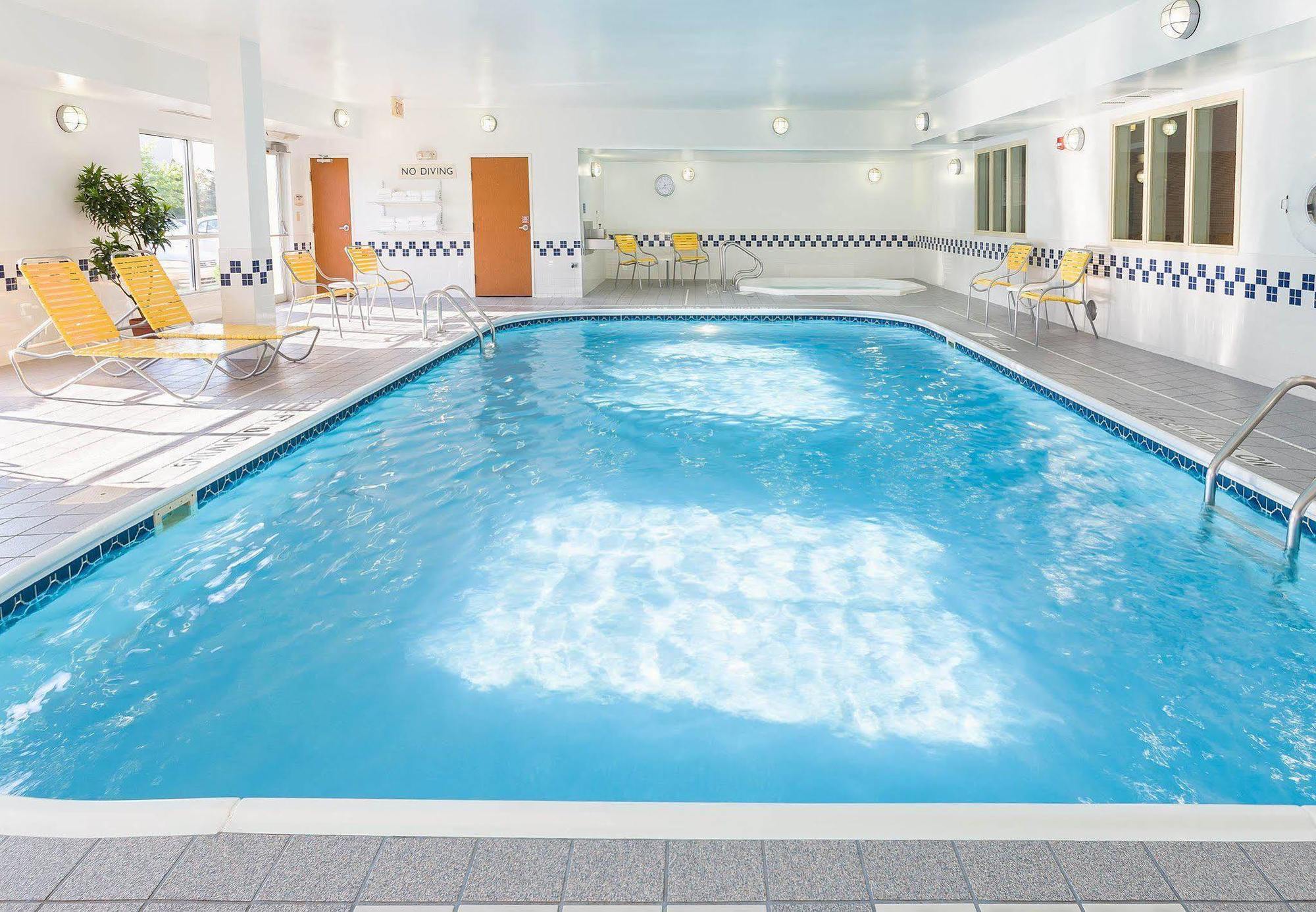 Fairfield Inn & Suites Гранд Рапидс Екстериор снимка